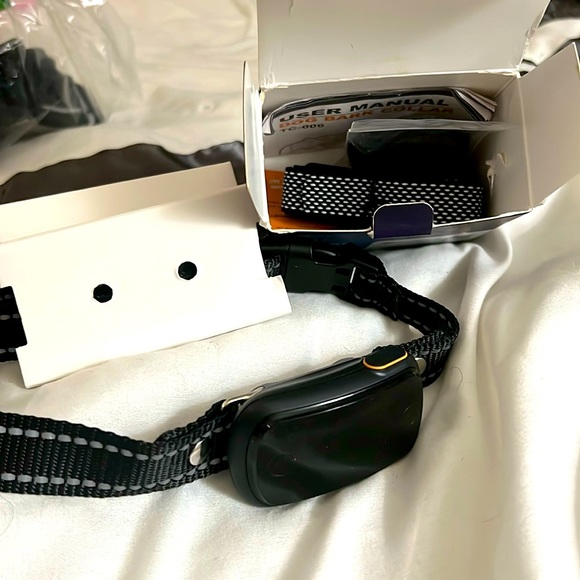 Dog Bark Collar, 2 in 1 Separate & Multiple Customized Beep Vibration - Picture 6 of 7